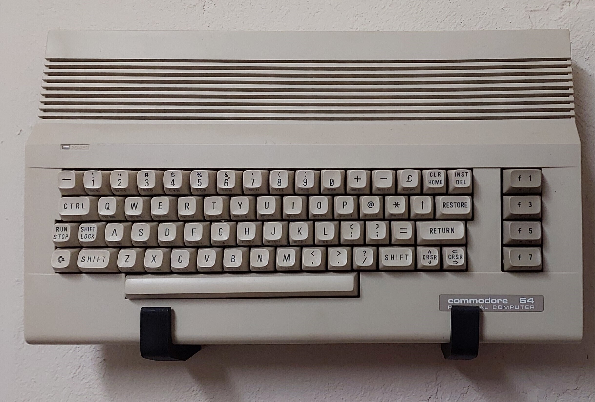 South African collection of retro, vintage, classic and old computers ...